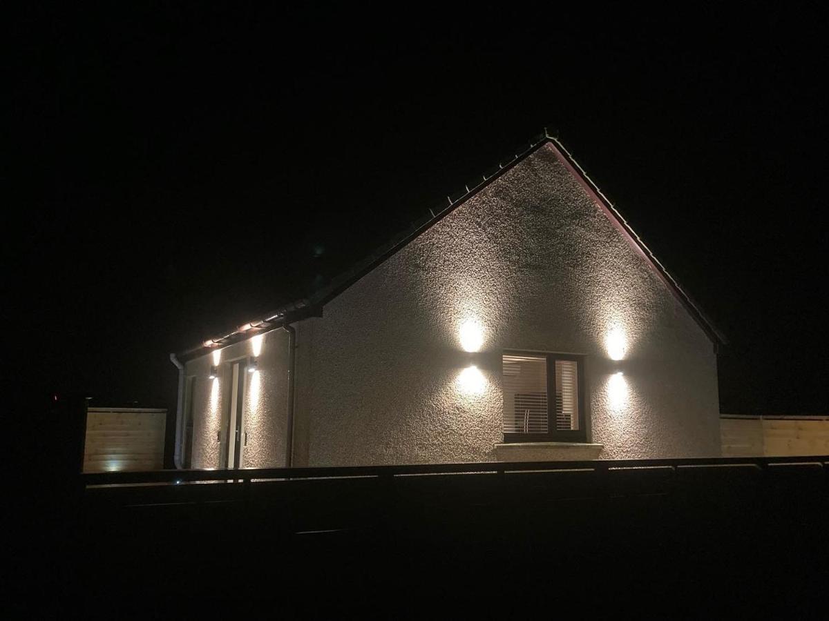 Apartment Loanside Lodge, Self-catering, Holm, Orkney. *