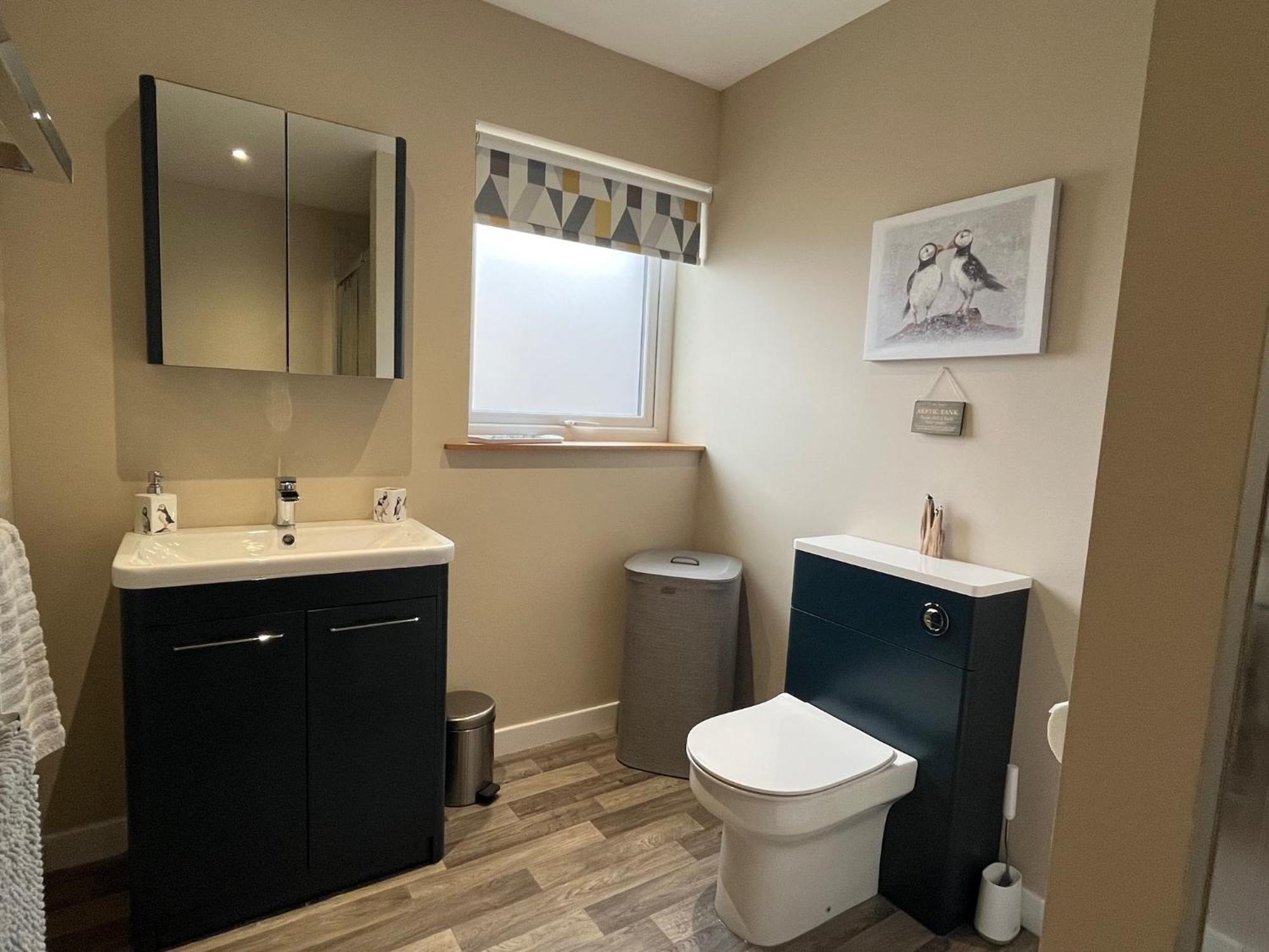 Loanside Lodge, Self-catering, Holm, Orkney. Apartment